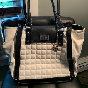 Preowned Vieta Handbag Quilted Tote